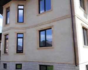 Готовый фасад и цоколь из дагестанского камня
